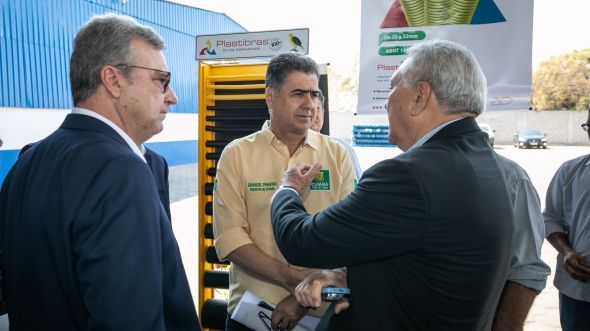 Prefeitura de Cuiab | Prefeito participa do 'Dia Nacional do Campo Limpo' e comemora leis de proteo ambiental criadas por Jonas Pinheiro, que coloca MT em destaque mundial