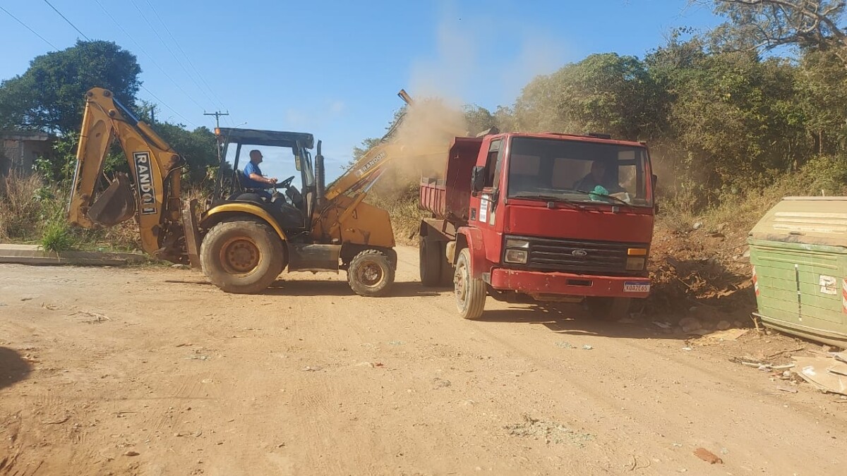 Prefeitura retira 60 toneladas de galhos e entulhos durante mutirão em Baía Formosa