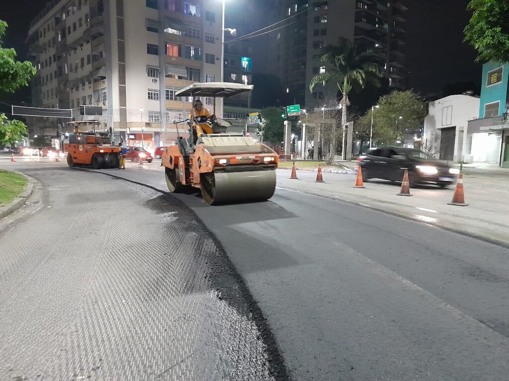 Asfalto Liso avança por toda a cidade e vai recuperar 5 milhões de metros quadrados de ruas - Prefeitura da Cidade do Rio de Janeiro