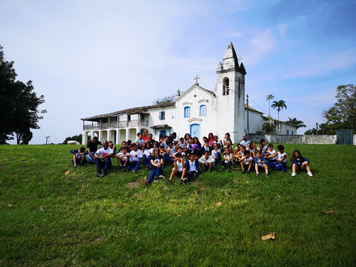 Educação de Búzios realiza atividades de Campo com alunos da Escola Eva Maria