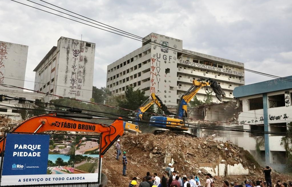 Prefeitura detalha planejamento operacional para implosão de quatro prédios da antiga Universidade Gama Filho - Prefeitura da Cidade do Rio de Janeiro